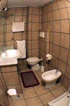 B&B La Grotta Sant'Alessio Siculo Exterior photo